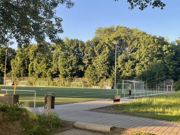 Bezirkssportanlage Warbruckstraße I Platz 2 - Duisburg-Marxloh