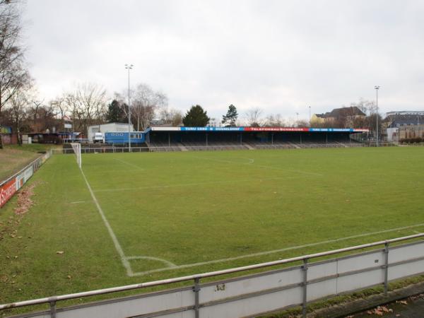 Bezirkssportanlage Stadion Feuerbachstraße - Düsseldorf-Bilk