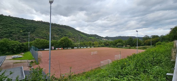 Sportplatz an der Römervilla - Burgen/Mosel