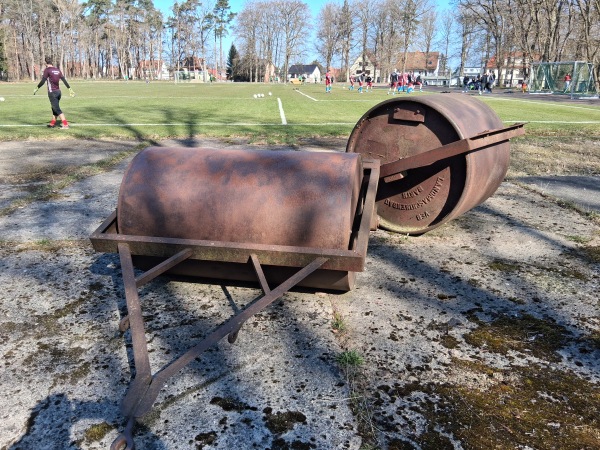 Sportplatz Am Waldessaum der Universität - Rostock
