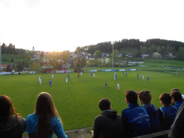 Sportplatz 