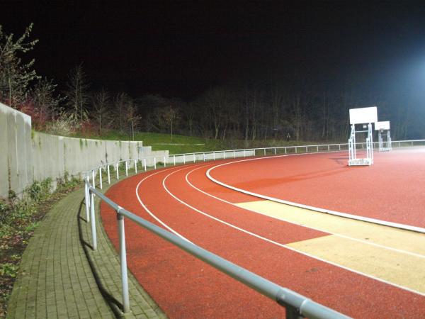 Sportplatz an der Hauptschule - Holzwickede