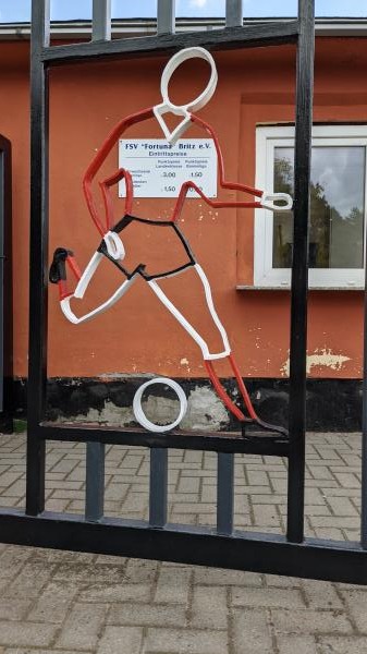 Waldsportanlage Platz 2 - Britz bei Eberswalde