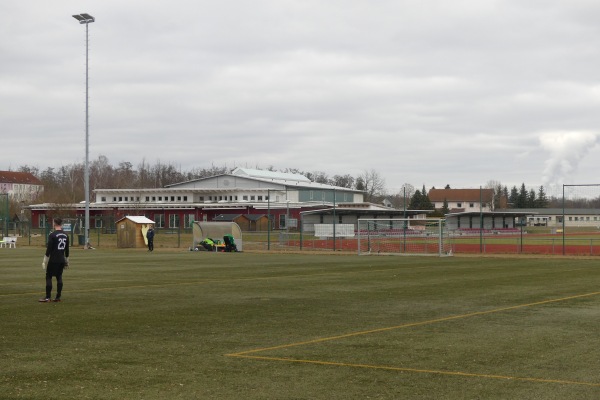 Dr.-Fritz-Fröhlich-Stadion Nebenplatz - Regis-Breitingen