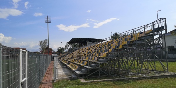 Padang Sintetik Parit Buntar - Parit Buntar 