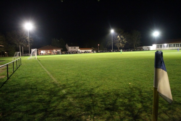 Sportplatz Ovenstädt - Petershagen/Weser-Ovenstädt