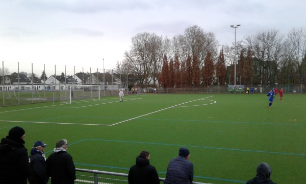 Sportanlage Hans-Böckler-Straße Platz 2 - Frankfurt/Main-Unterliederbach