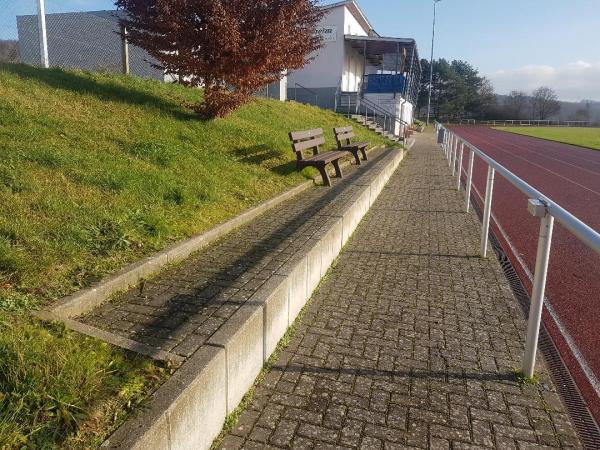 Jahnsportplatz - Buseck-Alten-Buseck