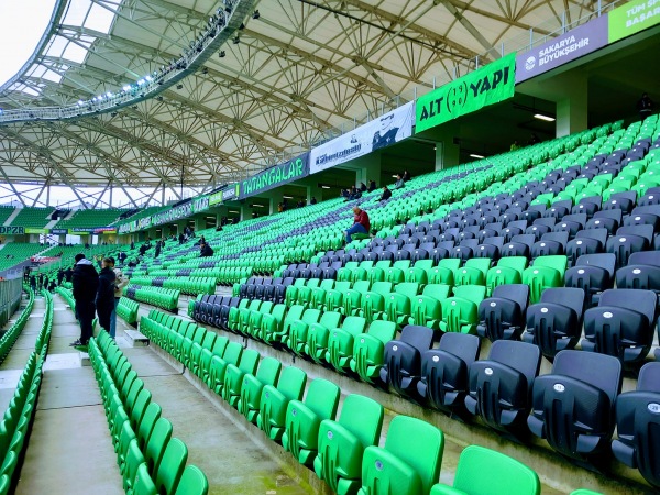 Sakarya Atatürk Stadyumu - Adapazarı
