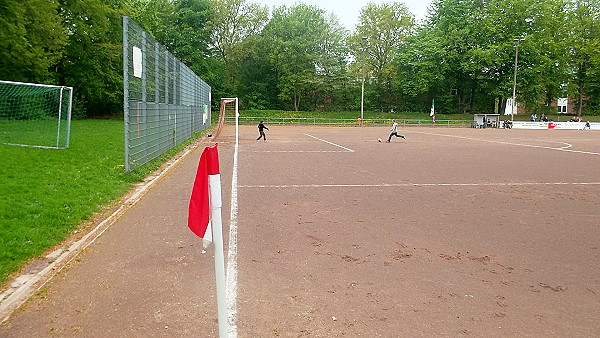 Sportplatz Blomkamp - Hamburg-Osdorf