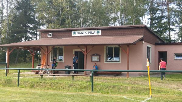 Hřiště TJ Baník Pila - Pila u Karlových Var