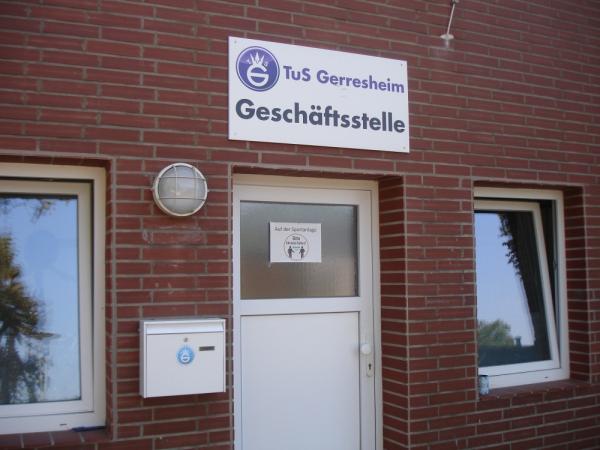 Sportplatz Heyestraße - Düsseldorf-Gerresheim