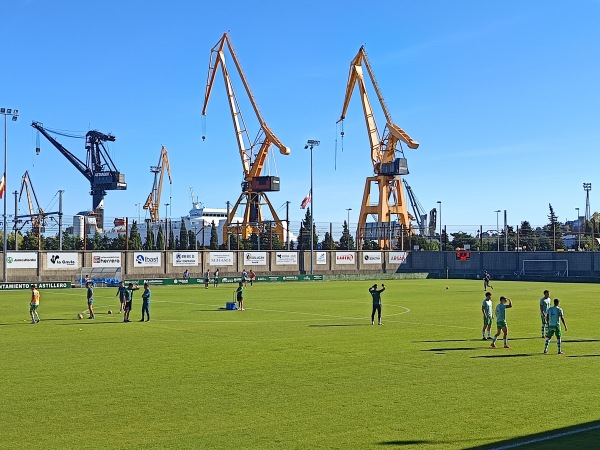 Campos de Sport La Planchada - El Astillero, CB