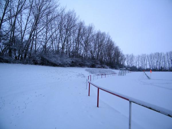 Waldsportplatz - Ilmtal-Weinstraße-Pfiffelbach