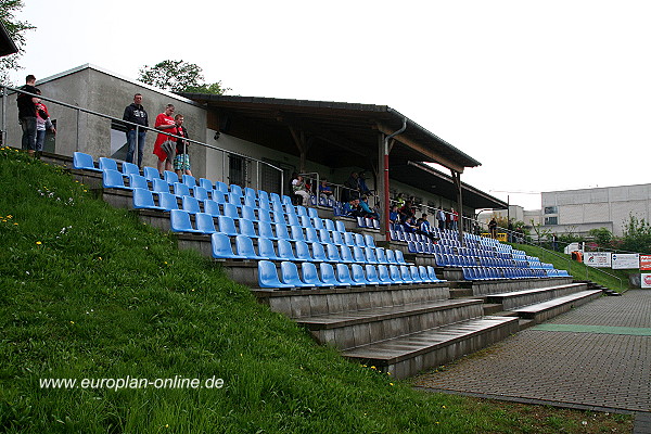 Stadion Richard-Müller-Straße - Fulda-Lehnerz