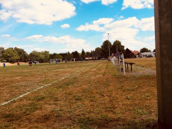 Jahn-Sportstätte - Groß Laasch