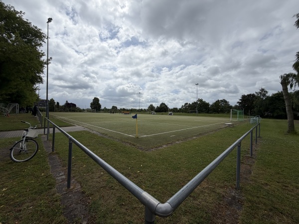 Klemens-Fendler-Sportforum Platz 2 - Sülzetal-Altenweddingen