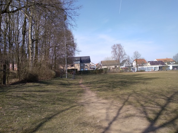 Sportplatz an der Grundschule - Bielefeld-Hillegossen