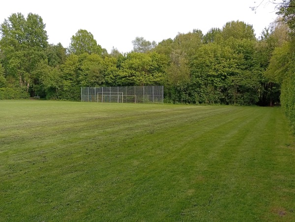 Schul- und Sportzentrum Elmschenhagen B-Platz - Kiel-Elmschenhagen