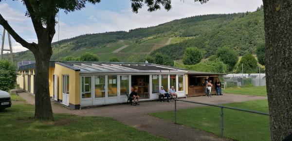 Sportplatz an der Mosel - Pölich