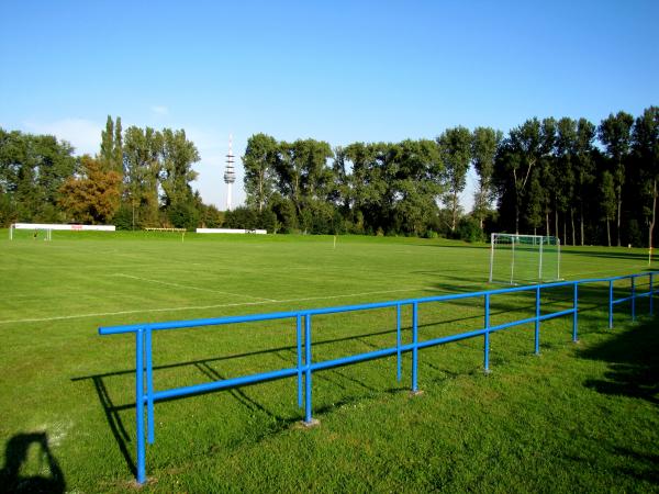 Sportanlage Holzhäuser Straße - Leipzig-Stötteritz