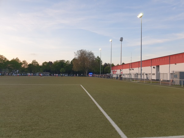Paul-Janes-Stadion Nebenplatz 1  - Düsseldorf-Flingern