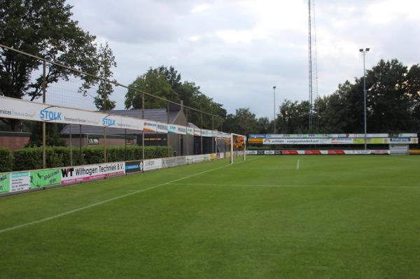 Sportpark De Beek veld B - Bergen op Zoom-Halsteren