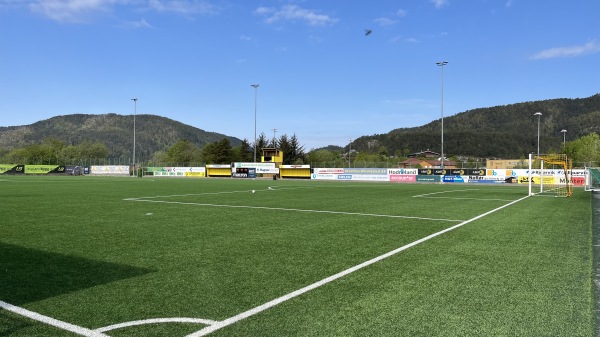 Kuventræ Arena - Os