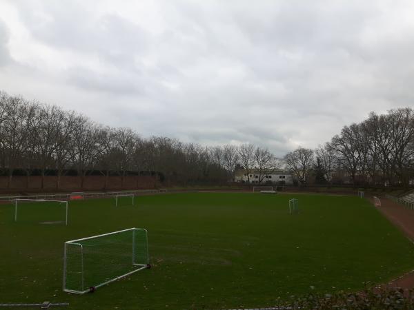 Franz-Elbern-Stadion - Bonn-Beuel