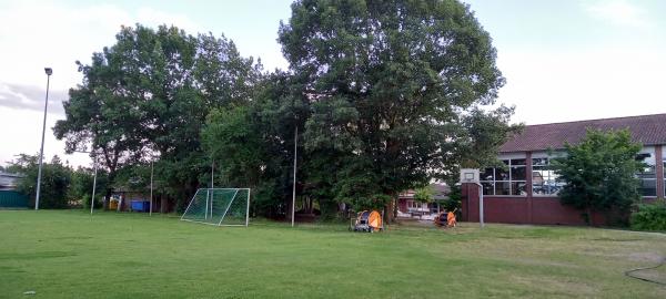 Sportanlage Aue-Grund-Schule - Garstedt