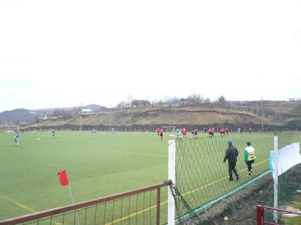 Stadionul Sătesc Teren artificial - Suruceni