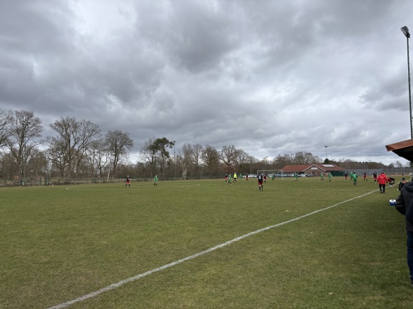 Sportanlage Holunderstraße B-Platz - Hesel