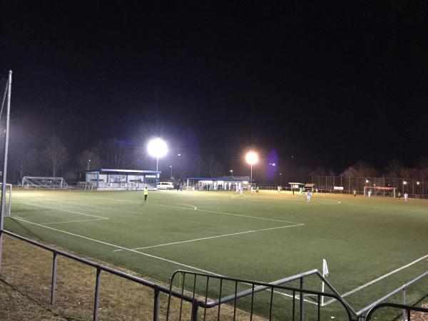 Sportplatz Unterm Weinberg - Farnstädt-Oberfarnstädt