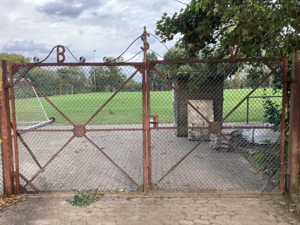 Sportanlage Sudwiese B-Platz - Laatzen-Gleidingen