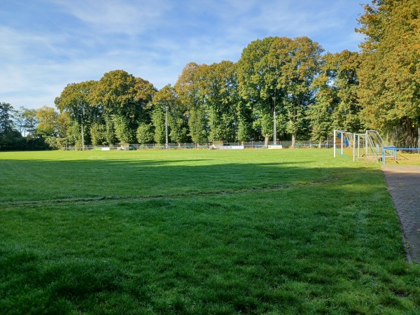 Sportplatz am Bürgerhaus - Weinbach