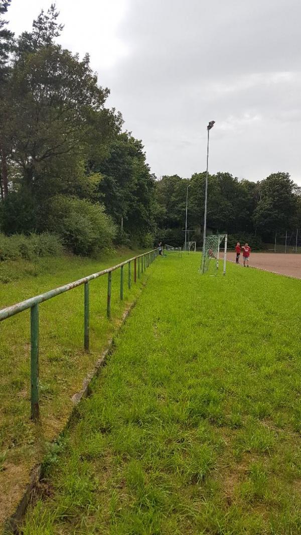 Heinrich Kessel Sportplatz - Rheinbach-Queckenberg