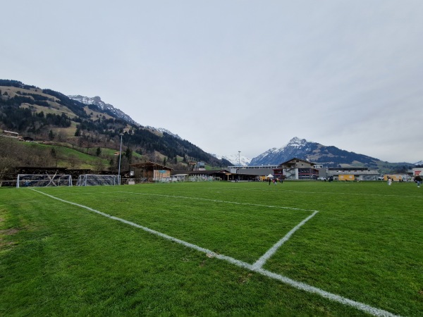 Sportanlage Wengmatti Nebenplatz Piste - Frutigen