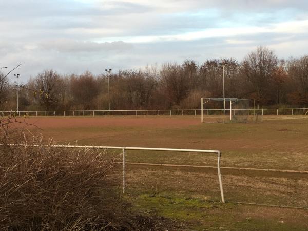 NG Perfumes Stadion Nebenplatz - Geilenkirchen-Teveren