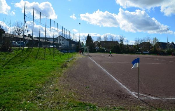 Sportplatz am Rittergut - Erftstadt-Dirmerzheim