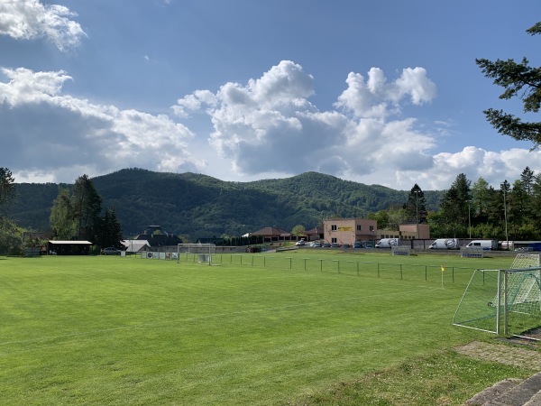 Fotbalový stadion Povrly - Povrly