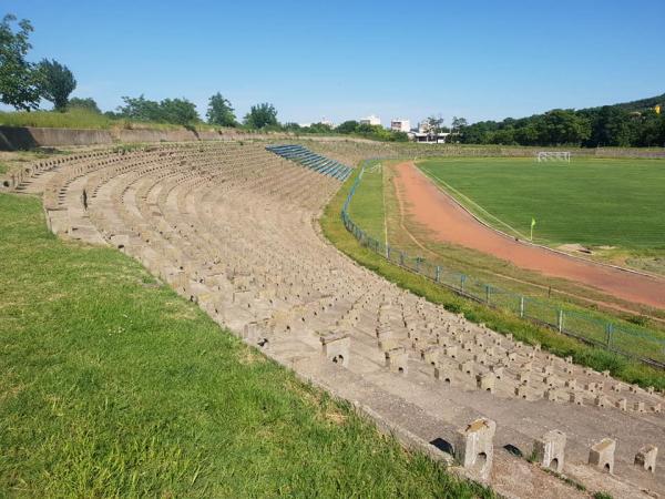 Stadion Akademik - Svishtov (Svištov)