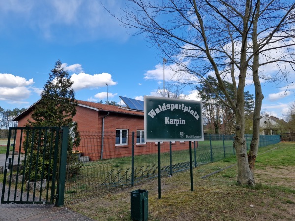 Waldsportplatz - Eggesin-Karpin