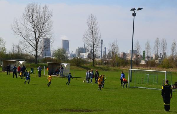 Sportstätte der Jugend Platz 2 - Leuna