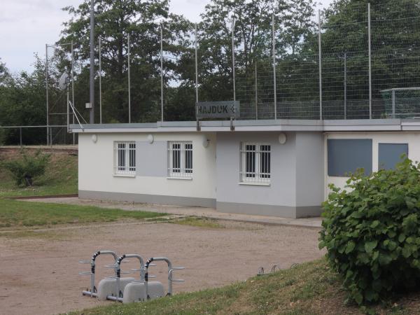 Sportplatz Heßlocher Straße - Wiesbaden-Kloppenheim