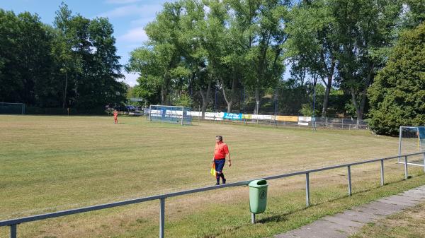 Geschwister-Scholl-Stadion - Apolda-Moorental