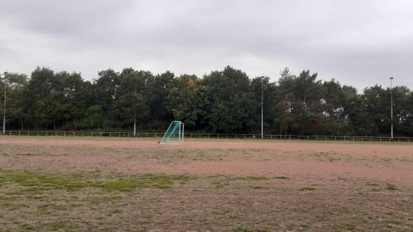 Stadion Roschdohler Weg B-Platz - Neumünster-Einfeld