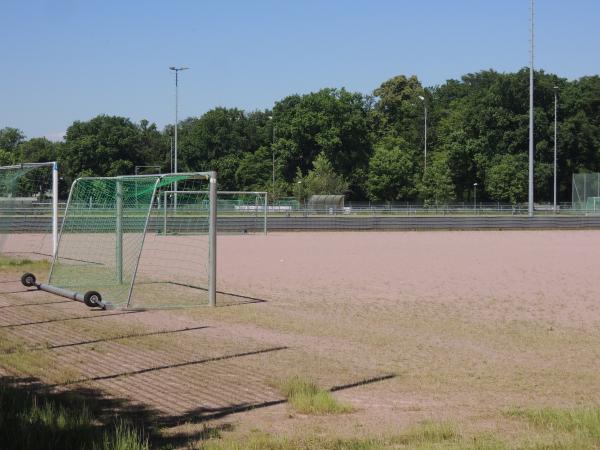 Sportanlage Birsteiner Straße Platz 2 - Frankfurt/Main-Fechenheim