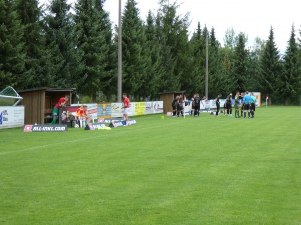 Sportplatz am Hänscheberg - Neusalza-Spremberg