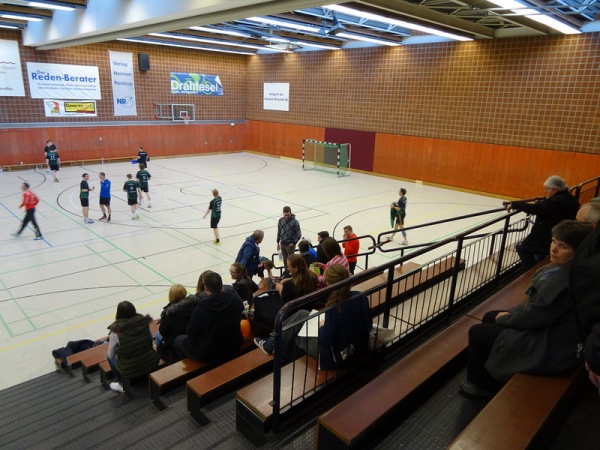 Sporthalle im Sportzentrum Pennenfeld - Bonn