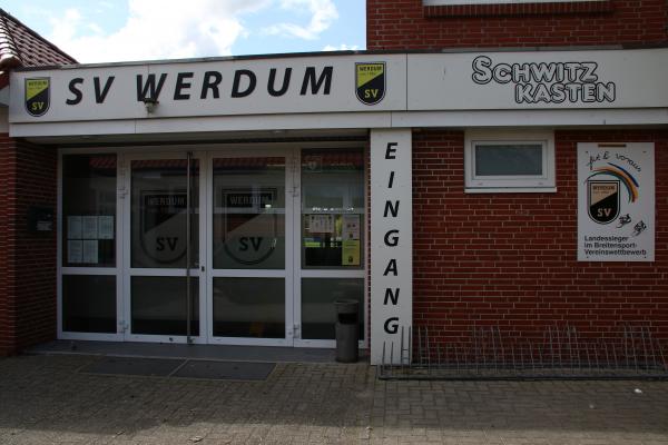 Sportplatz an der Schule - Werdum